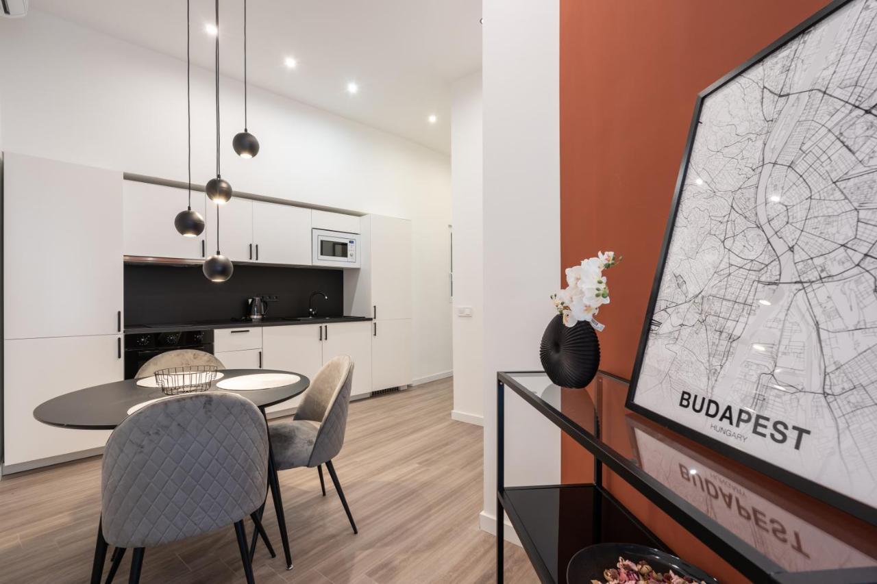 Kl26- Quality Apartments, Best Location. By Bqa بودابست المظهر الخارجي الصورة